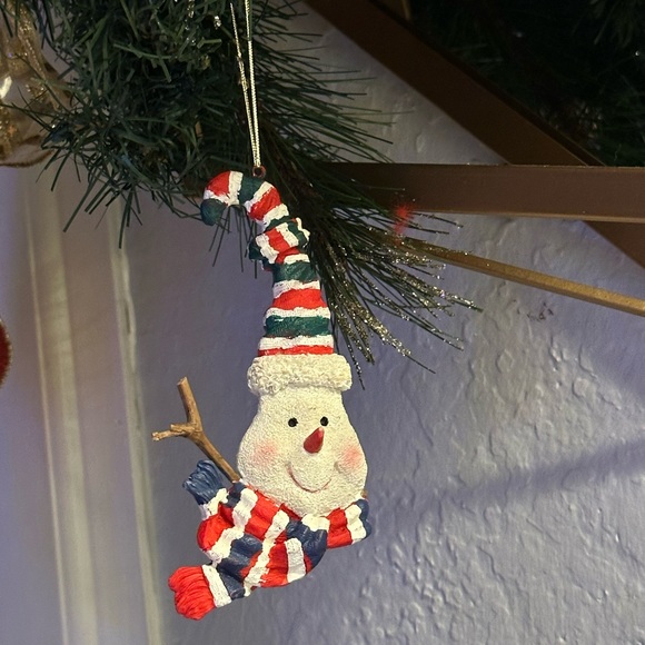 Vintage Blue and red stripes silly hat and scarf snowman face ornament - Picture 3 of 14